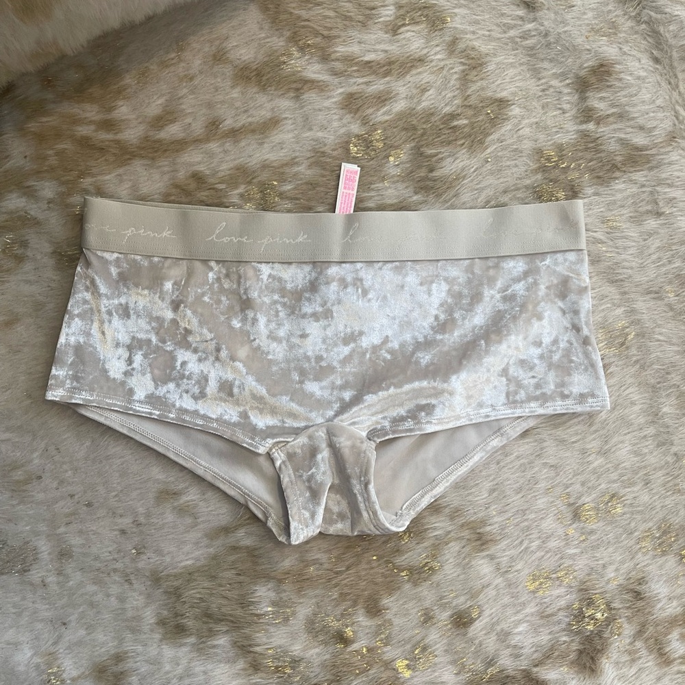 PINK Victoria's Secret Boy-short Underwear